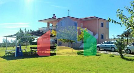 For Sale - Detached house 300 m² in Chalkidiki