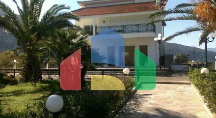 For Sale - Detached house 450 m² in central Greece