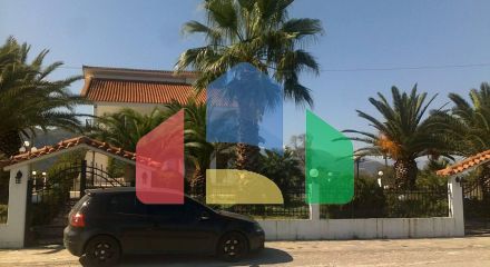 For Sale - Detached house 450 m² in central Greece