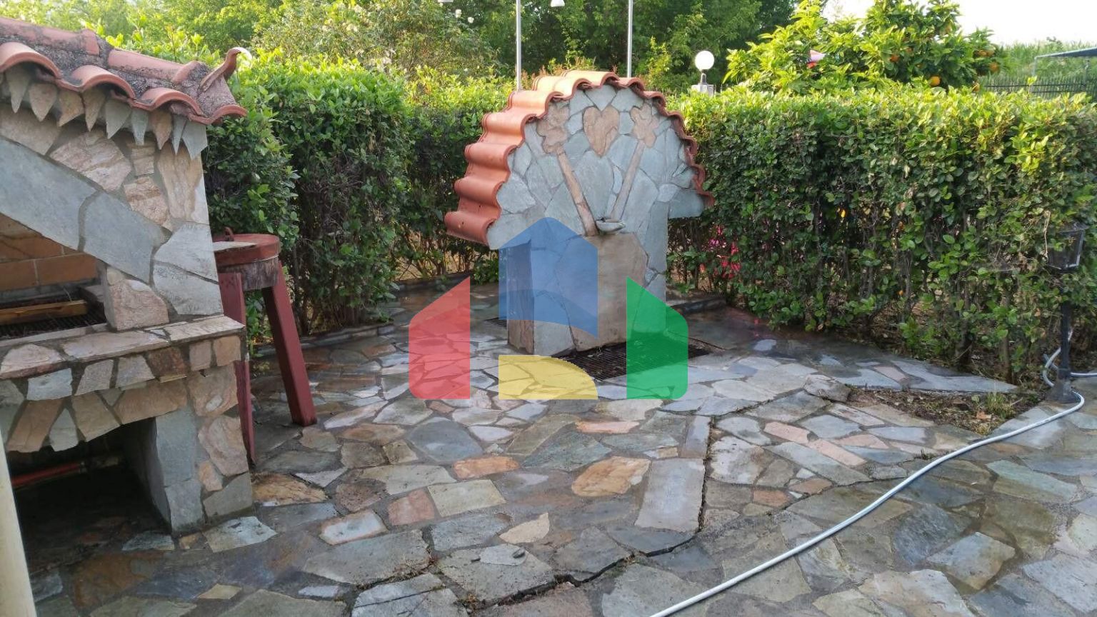 Продажа - Коттедж 450 m² в центральной Греции