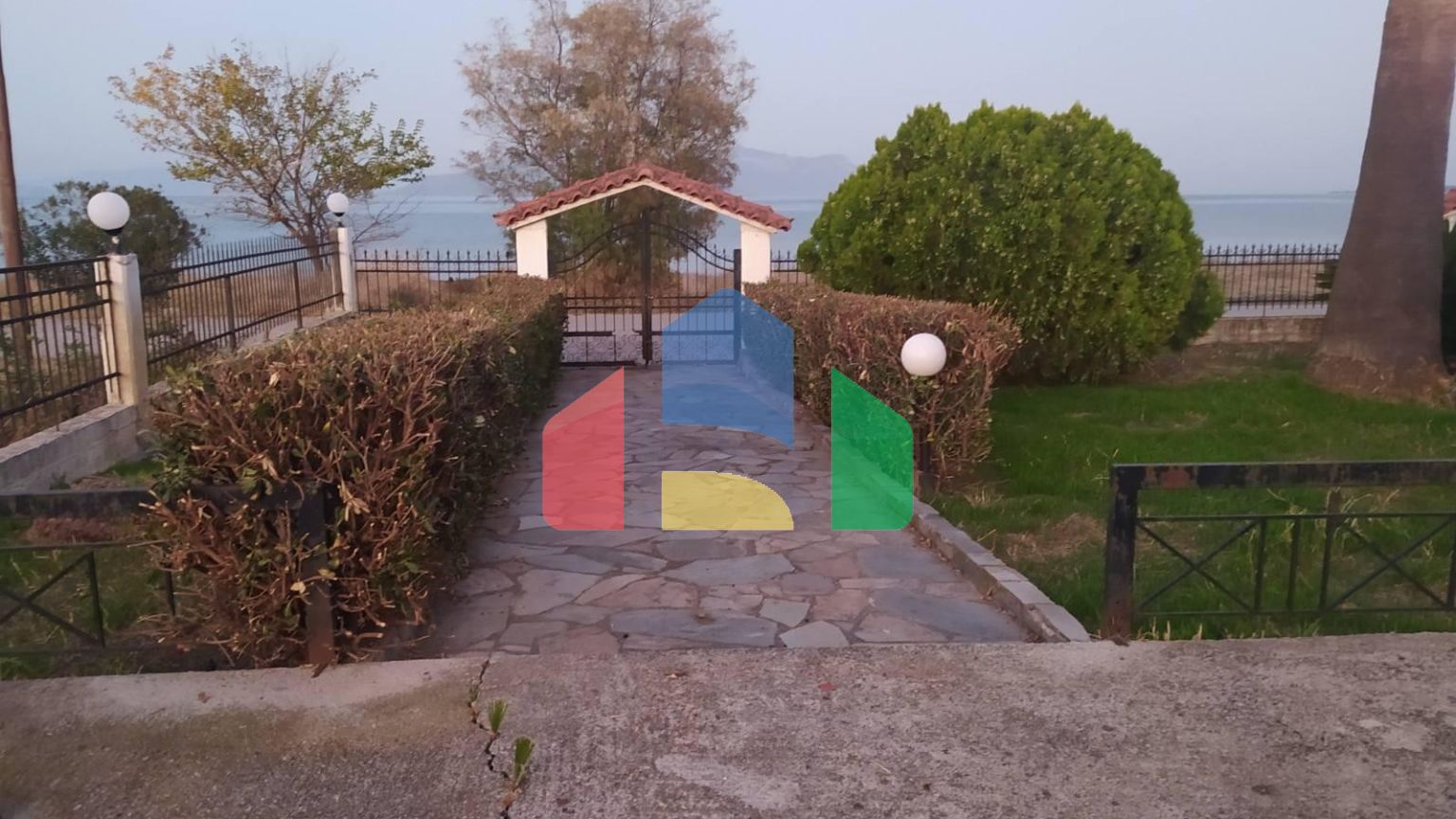 Продажа - Коттедж 450 m² в центральной Греции