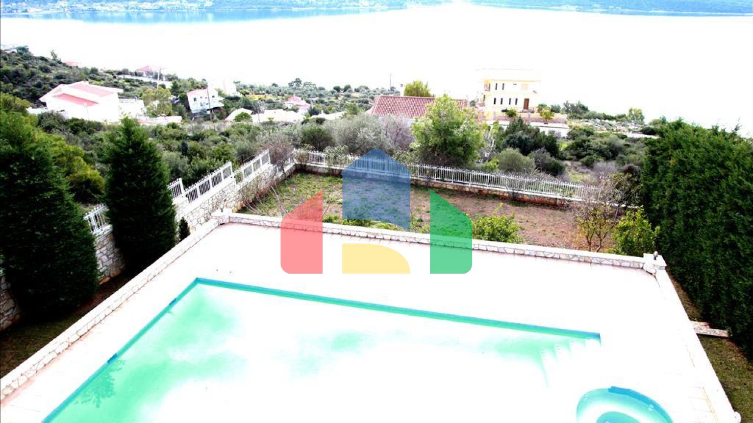 Продажа - Вилла 420 m² в центральной Греции