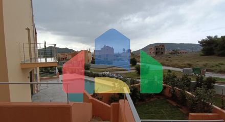 Продаж - Бізнес 830 m² в центральній Греції