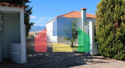 For Sale - Villa 580 m² in central Greece
