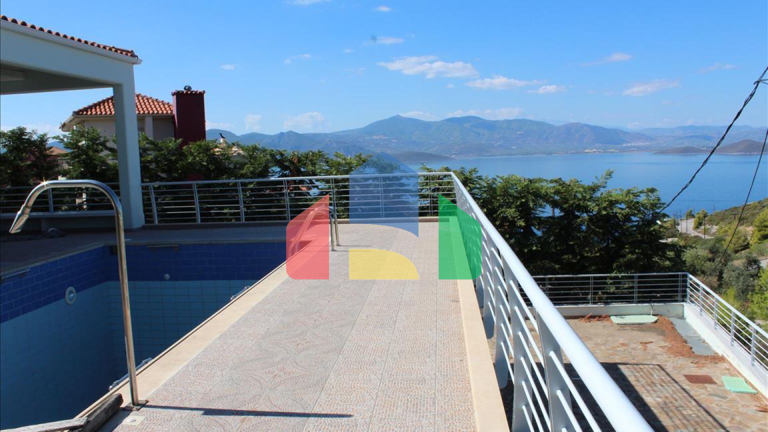 Продажа - Вилла 580 m² в центральной Греции