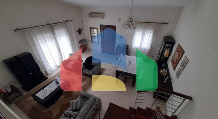 Продажа - Коттедж 440 m² в центральной Греции