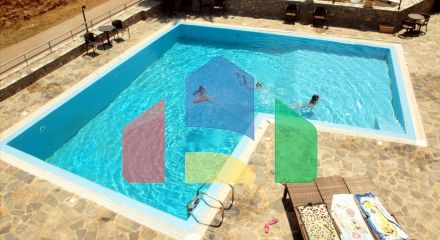 For Sale - Hotel 891 m² in central Greece