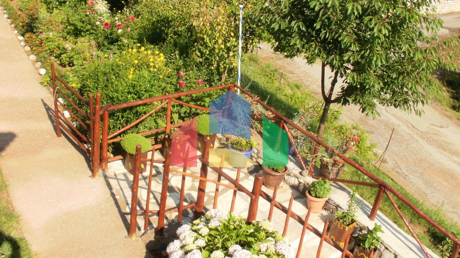 Продажа - Здание 270 m² в центральной Греции