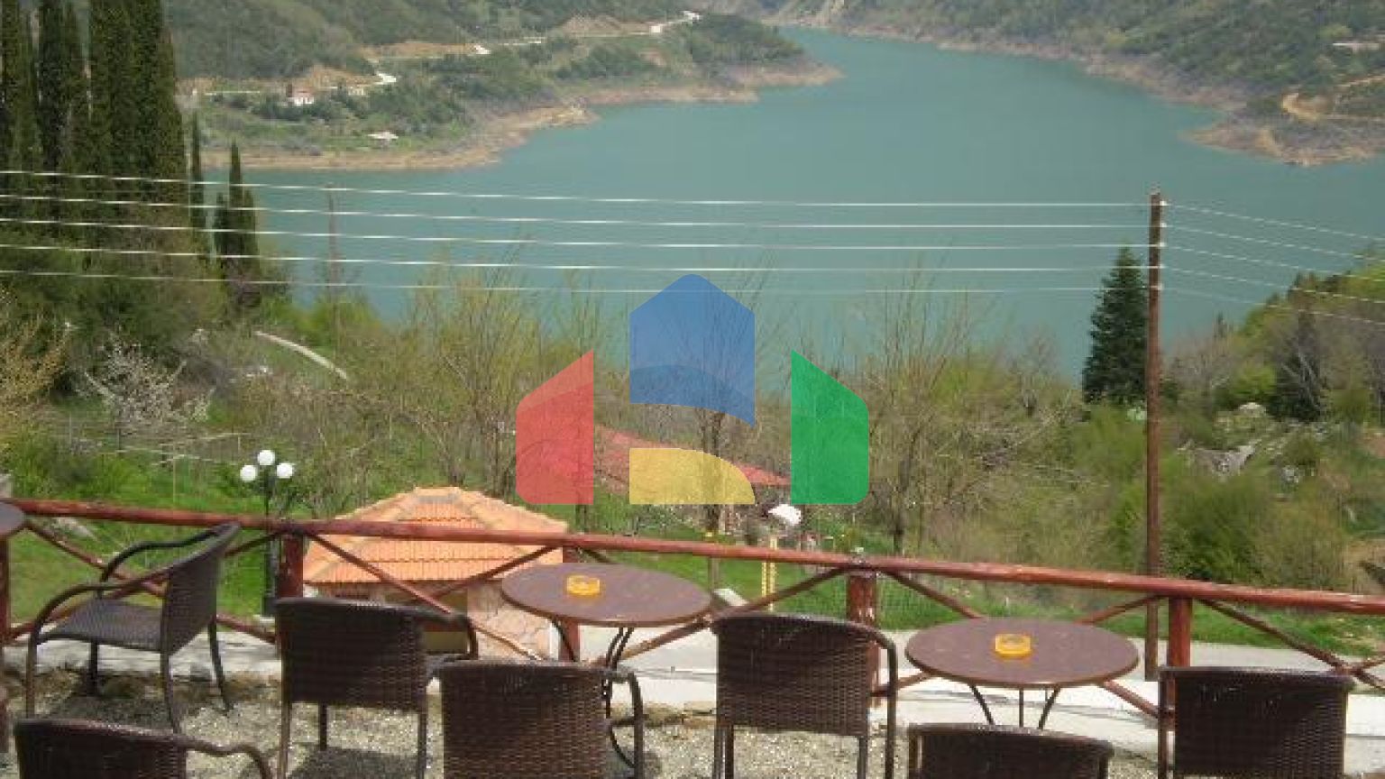 Продажа - Здание 270 m² в центральной Греции