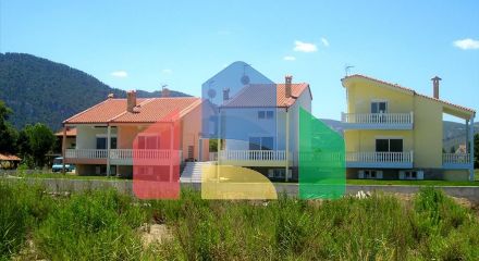 Продаж - Таунхаус 120 m² в центральній Греції