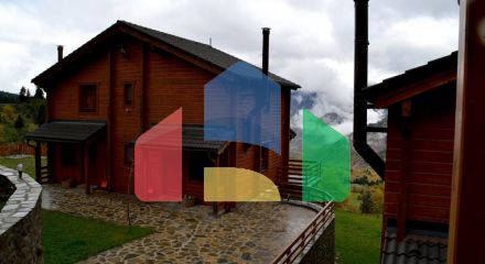 Продажа - Бизнес 2000 m² в центральной Греции