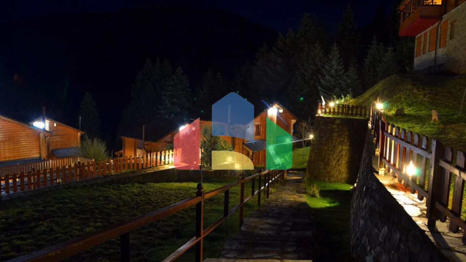 Продажа - Бизнес 2000 m² в центральной Греции