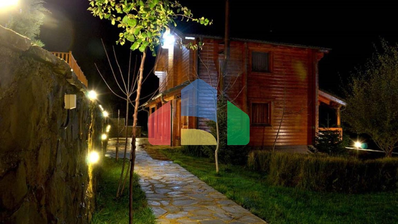 Продажа - Бизнес 2000 m² в центральной Греции