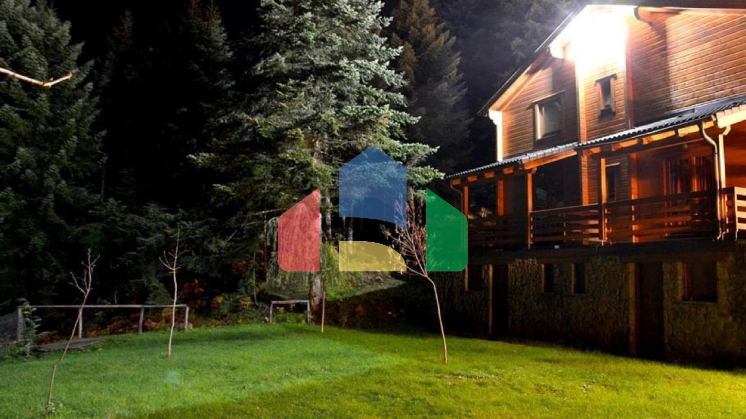 Продажа - Бизнес 2000 m² в центральной Греции