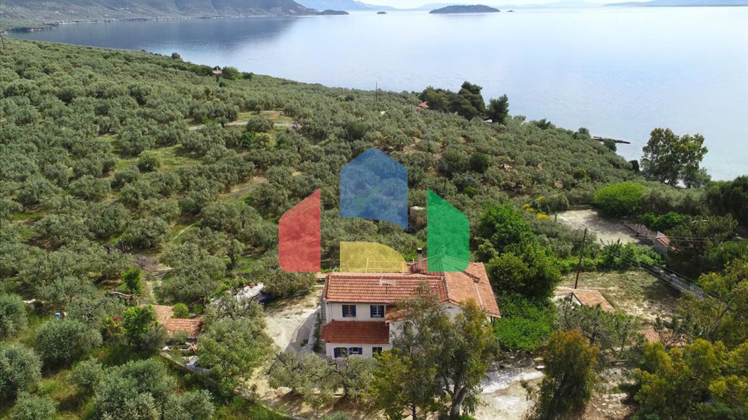 Продаж - Вілла 250 m² в центральній Греції