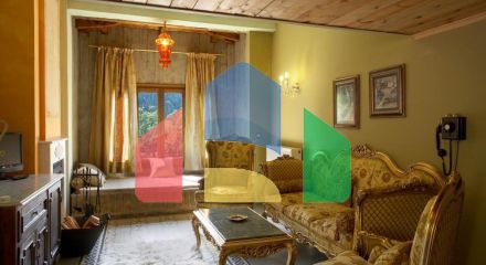 Продаж - Готель 4000 m² в центральній Греції
