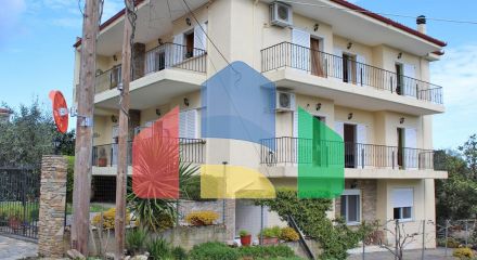 Продажа - Здание 380 m² в центральной Греции