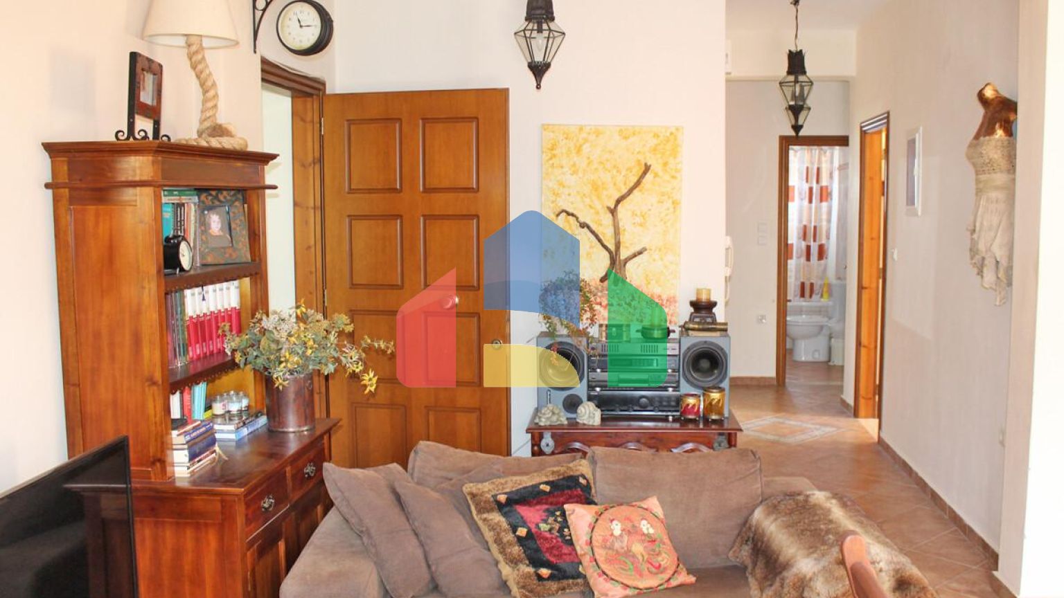 Продажа - Здание 380 m² в центральной Греции