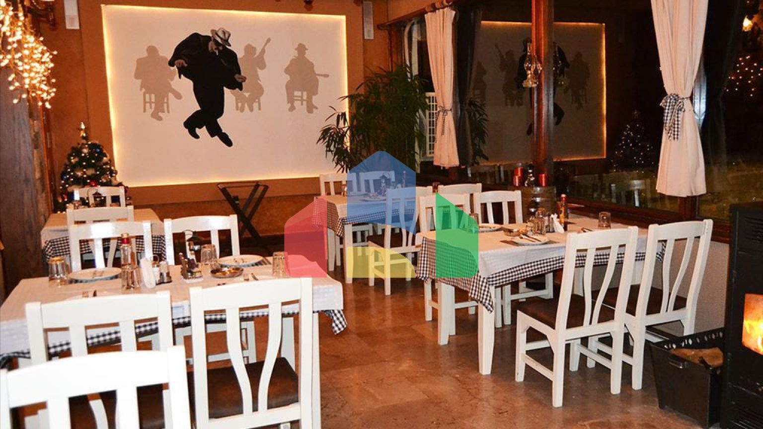 Продаж - Бізнес 700 m² в центральній Греції