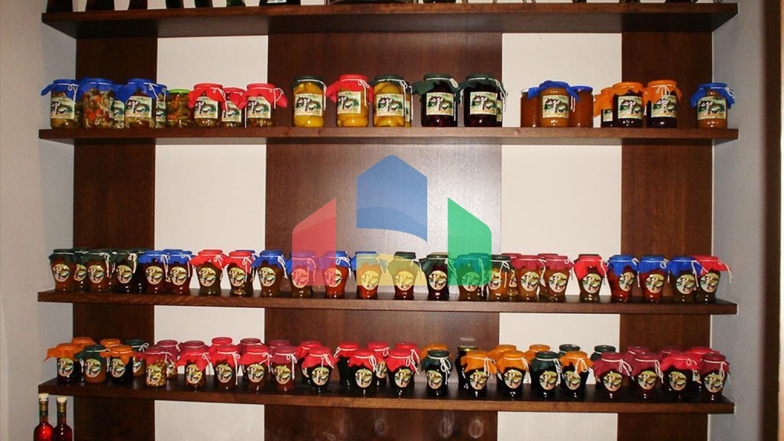 Продаж - Бізнес 700 m² в центральній Греції