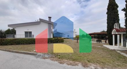 Продажа - Коттедж 220 m² в центральной Греции Продажа - Коттедж 220 m² в центральной Греции