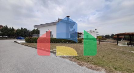 Продажа - Коттедж 220 m² в центральной Греции Продажа - Коттедж 220 m² в центральной Греции