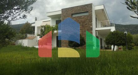 Продажа - Вилла 500 m² в центральной Греции Продажа - Вилла 500 m² в центральной Греции