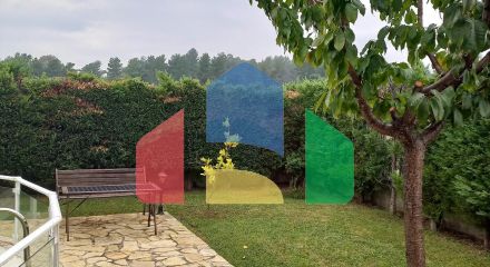 Продажа - Коттедж 365 m² в центральной Греции
