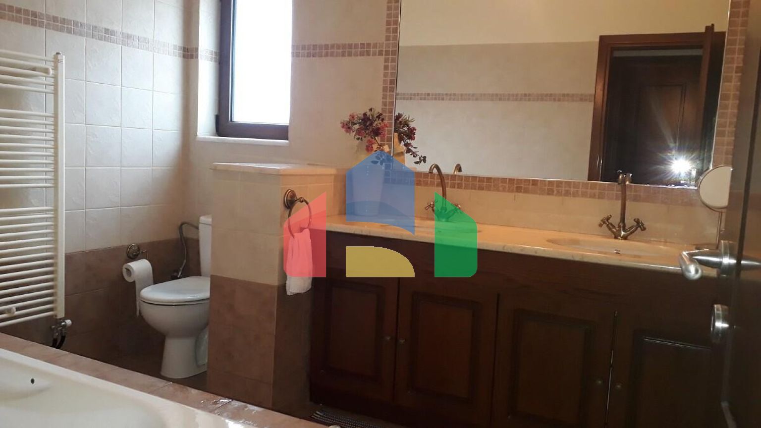 Продажа - Коттедж 365 m² в центральной Греции