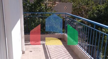 Продаж - Бізнес 114 m² в центральній Греції