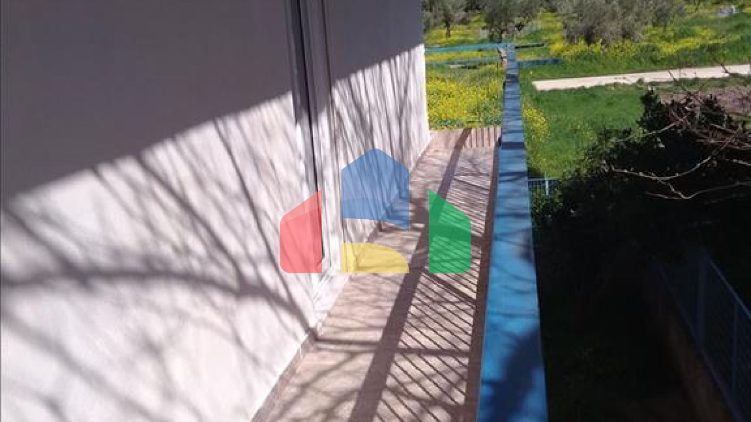 Продаж - Бізнес 114 m² в центральній Греції