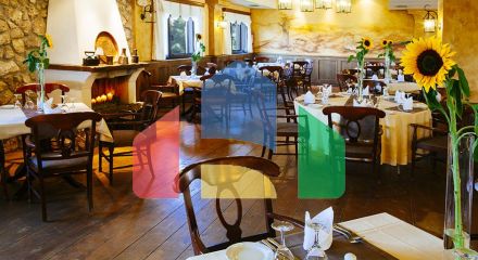 Продаж - Готель 5350 m² в центральній Греції