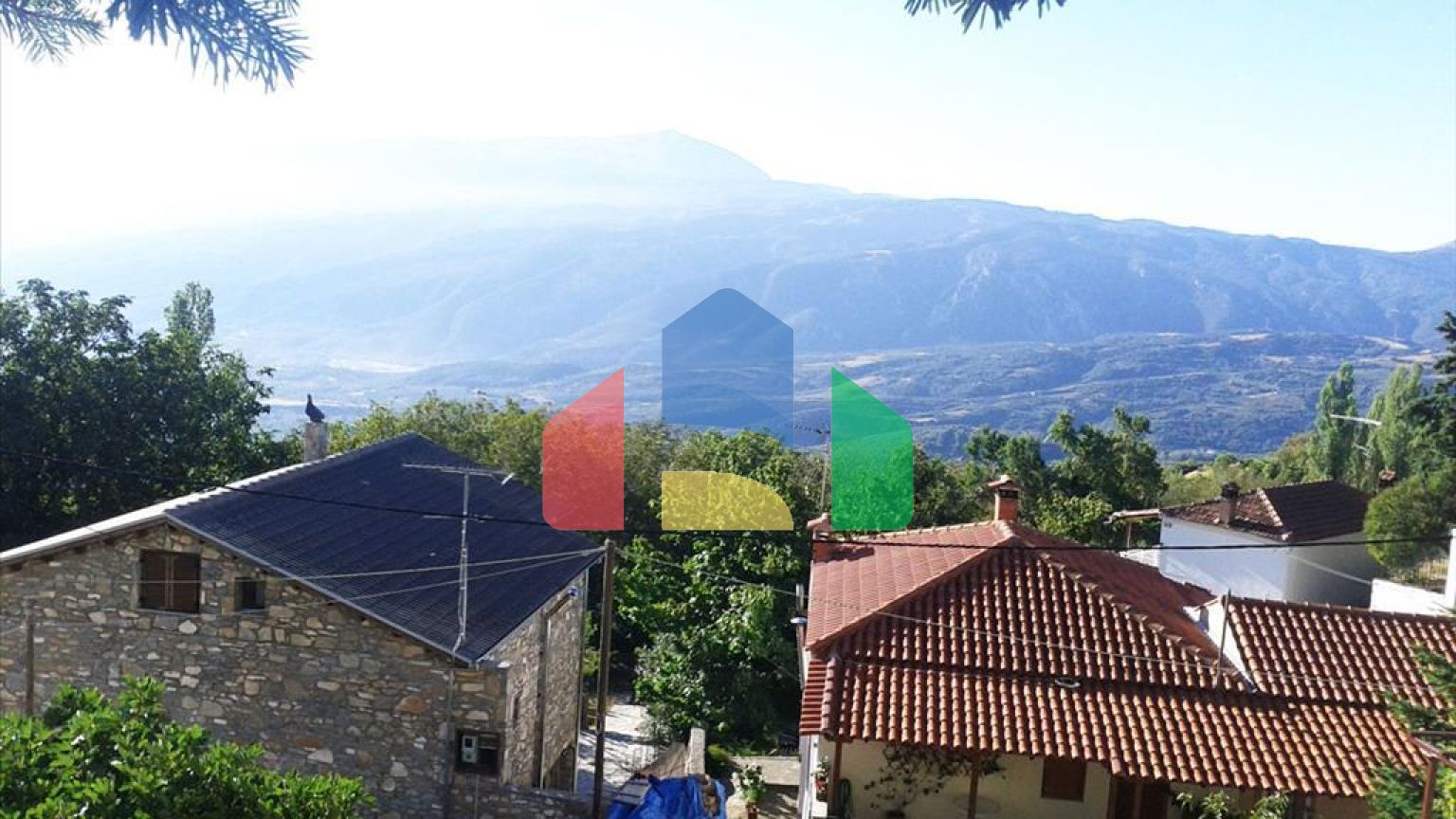 Продаж - Таунхаус 300 m² в центральній Греції