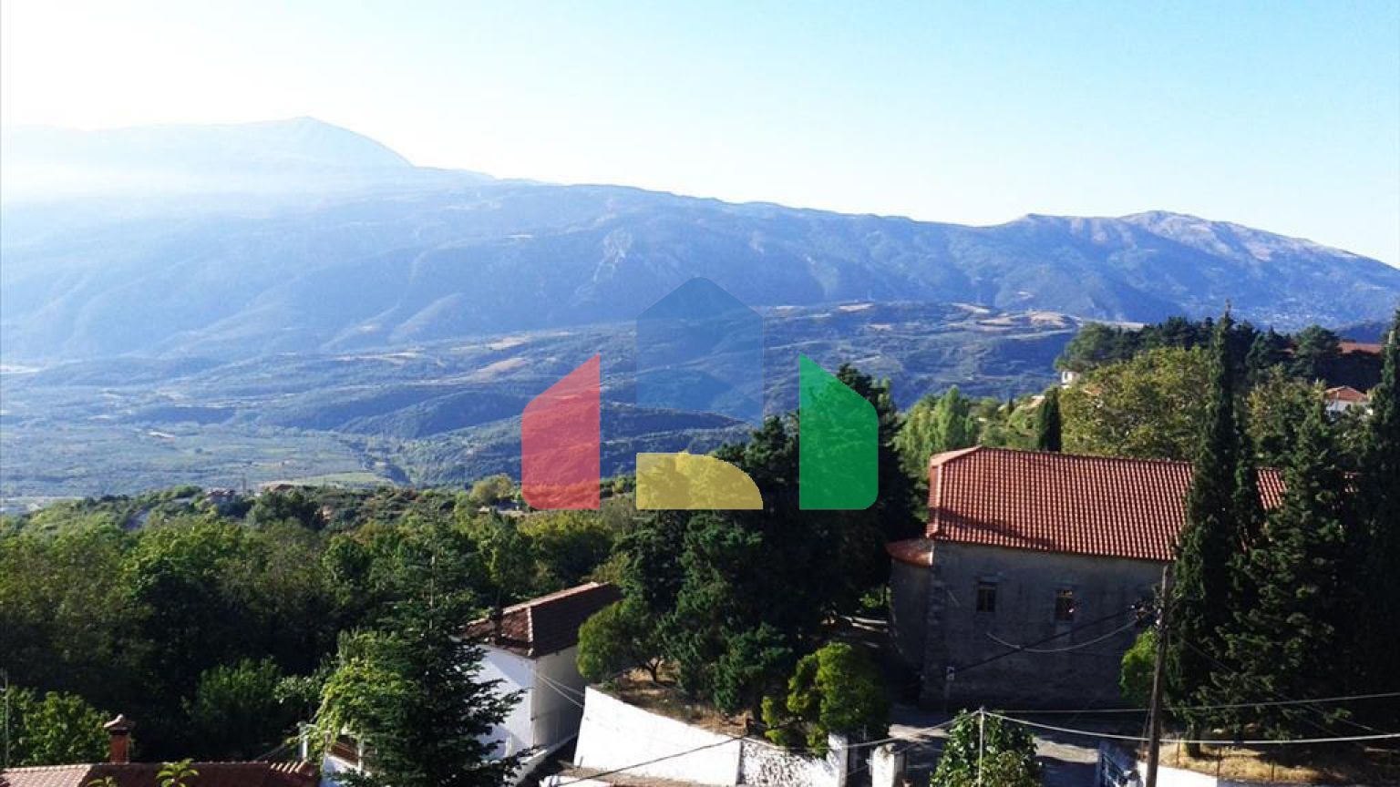 Продаж - Таунхаус 300 m² в центральній Греції