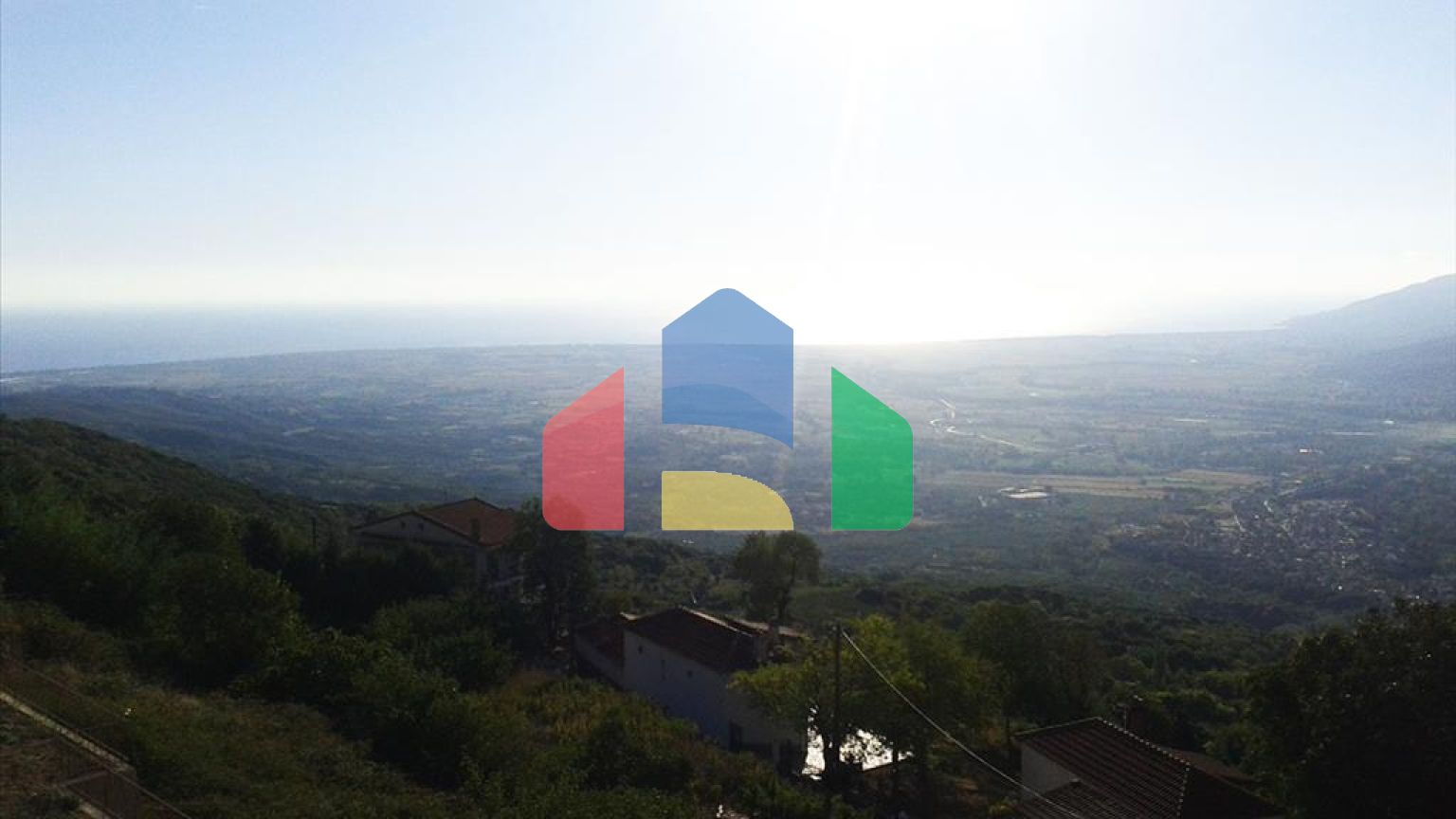 Продаж - Таунхаус 300 m² в центральній Греції