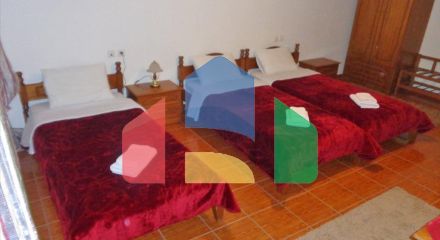 Продажа - Гостиница 1050 m² в центральной Греции