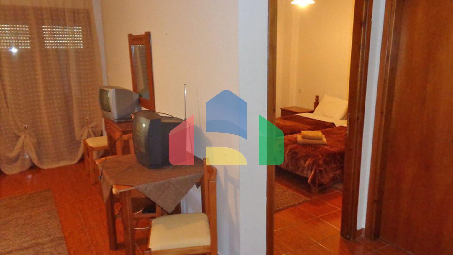 Продажа - Гостиница 1050 m² в центральной Греции