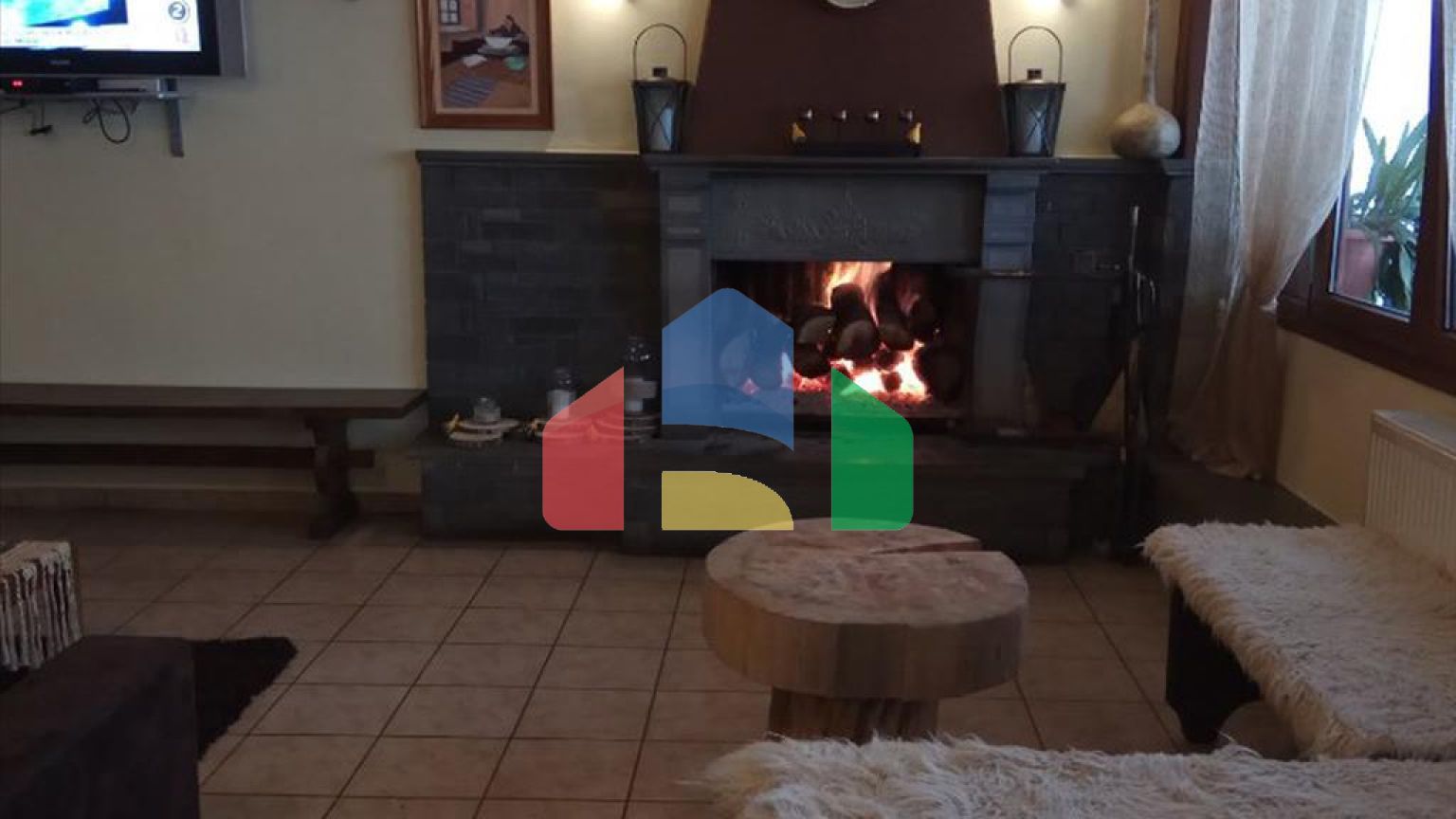 Продажа - Гостиница 1050 m² в центральной Греции