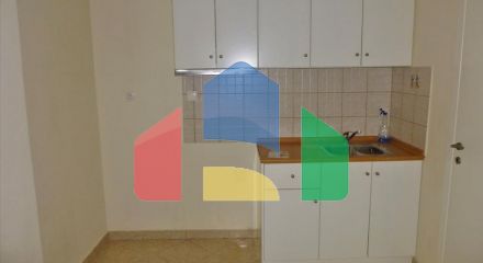 Продаж - Квартира 28 m² в центральній Греції