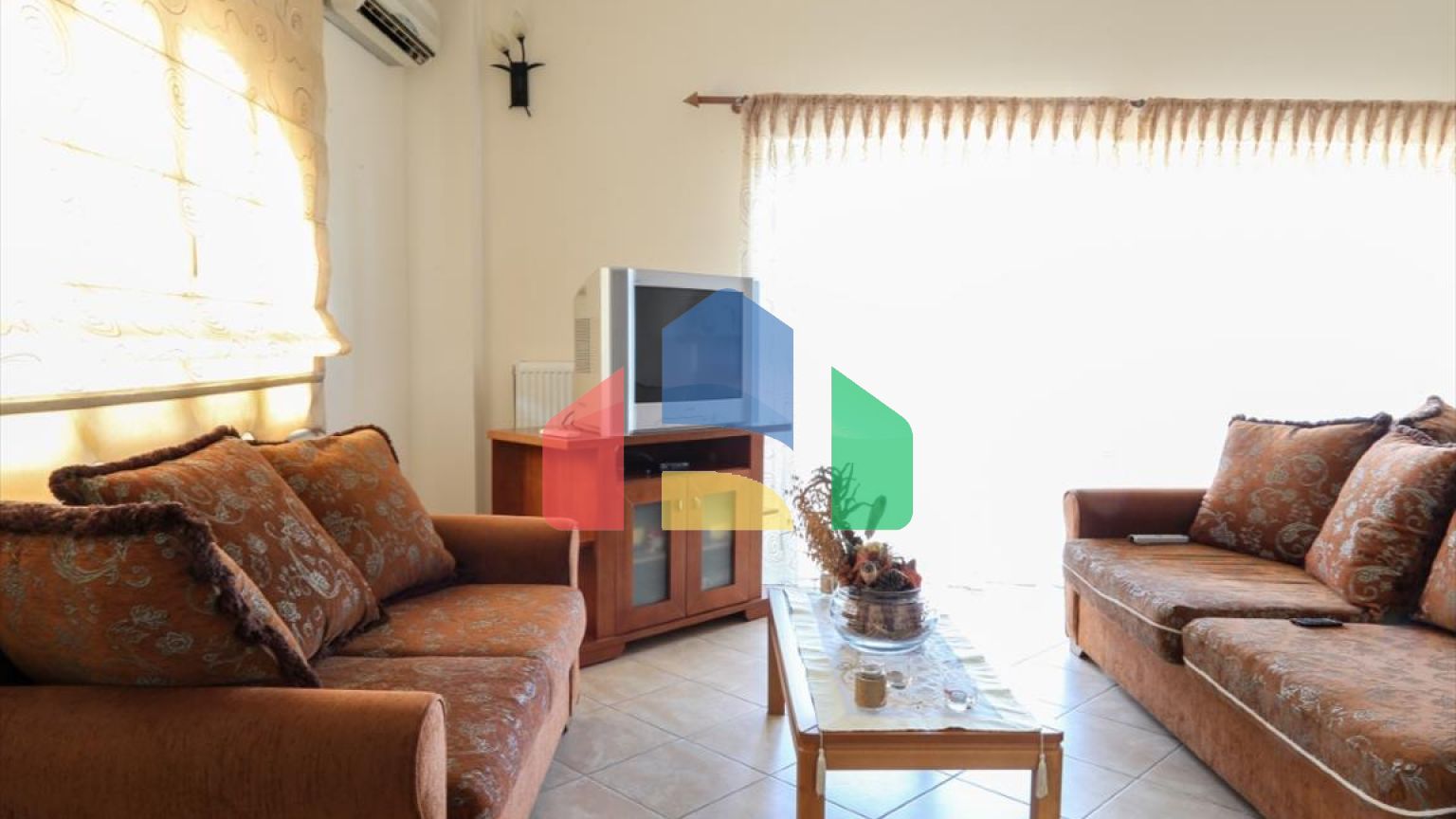 Продажа - Коттедж 400 m² в центральной Греции