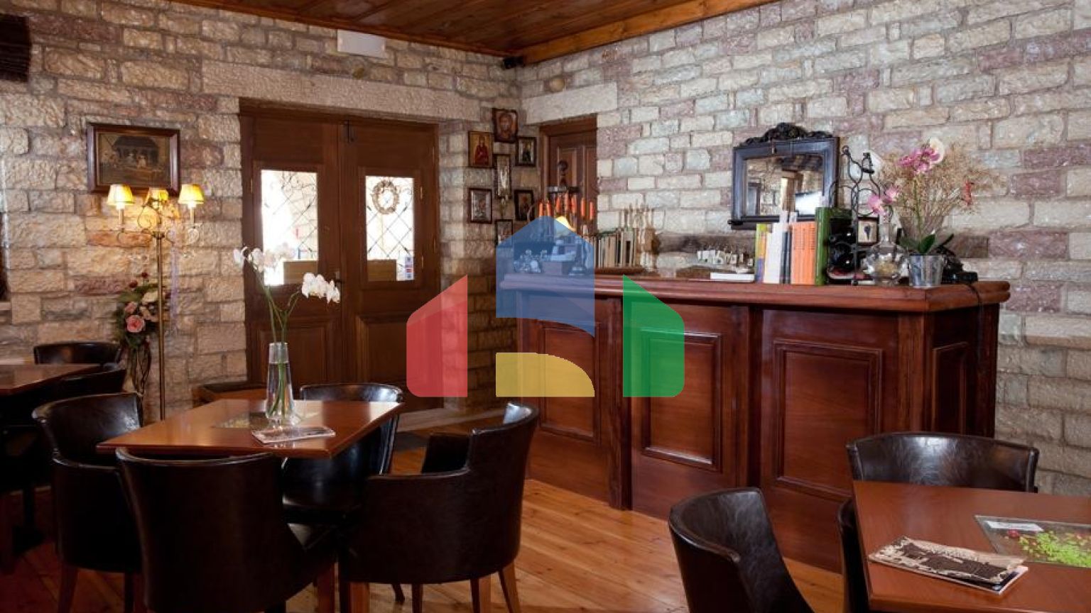 Продажа - Гостиница 600 m² в центральной Греции