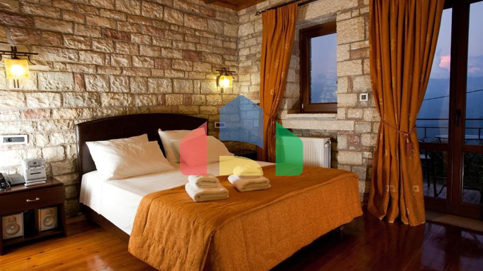 Продажа - Гостиница 600 m² в центральной Греции