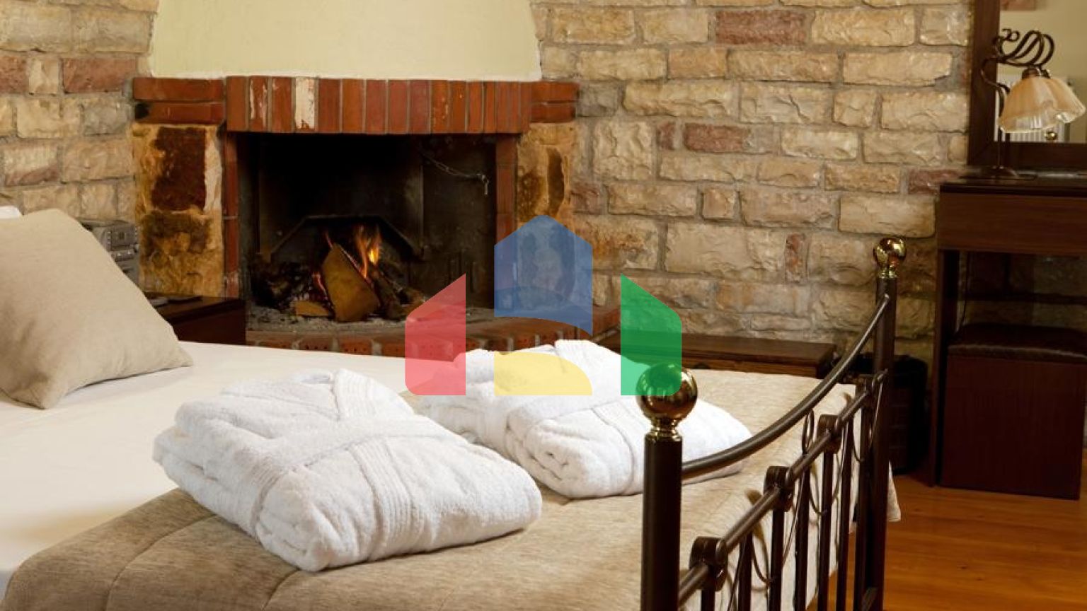 Продажа - Гостиница 600 m² в центральной Греции