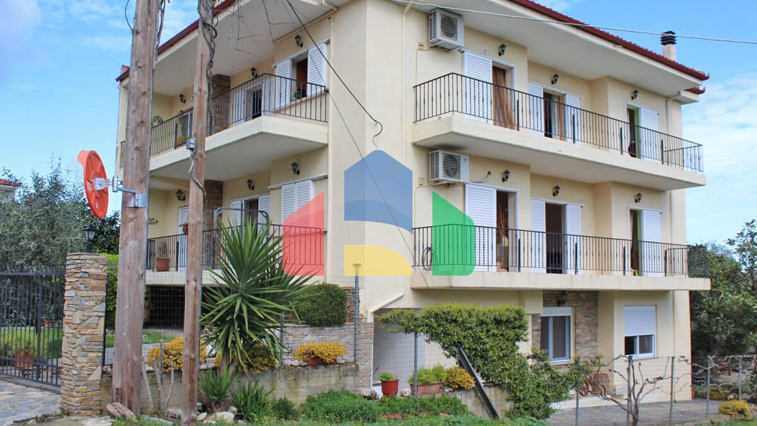 Продажа - Коттедж 380 m² в центральной Греции