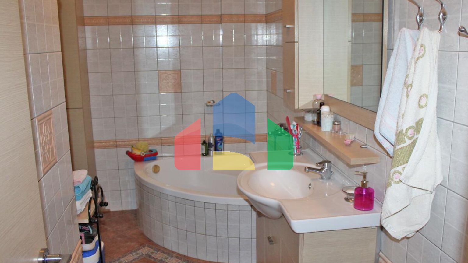 Продажа - Коттедж 380 m² в центральной Греции