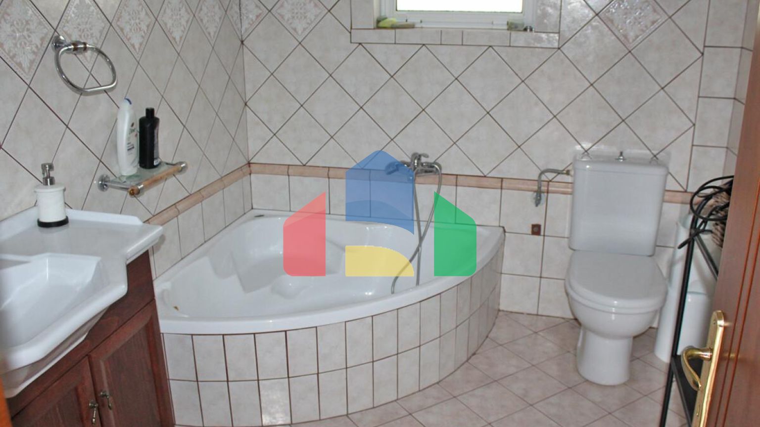 Продажа - Коттедж 380 m² в центральной Греции