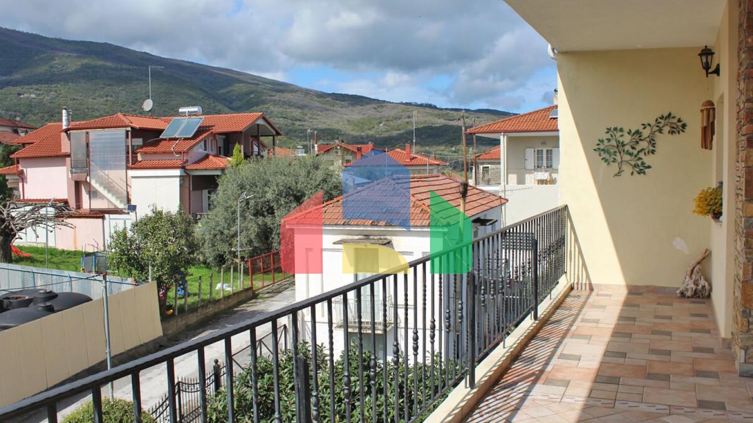 Продажа - Коттедж 380 m² в центральной Греции