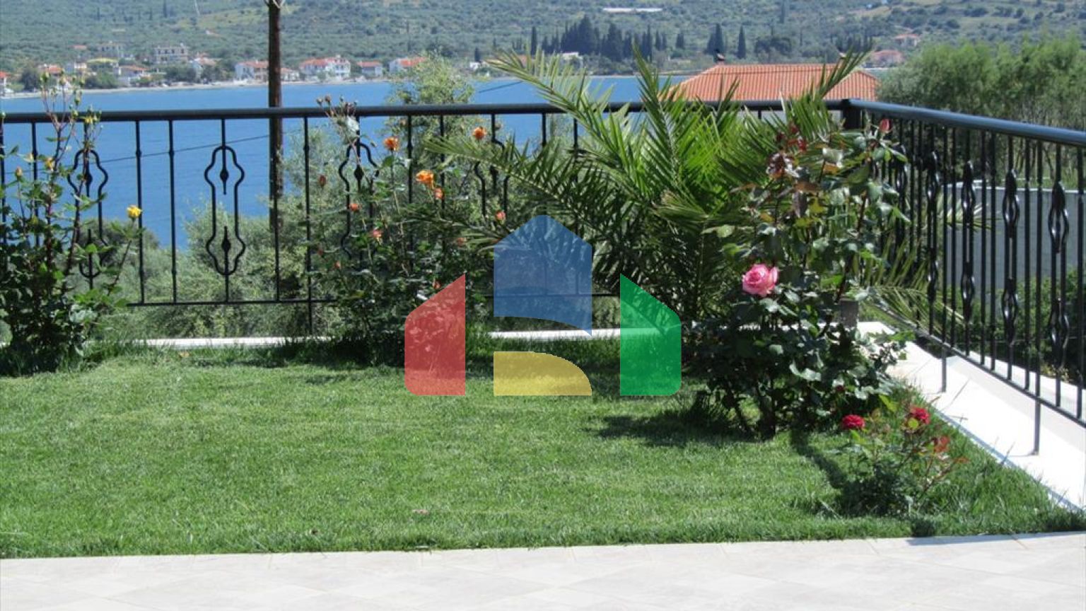 Продажа - Вилла 595 m² в центральной Греции