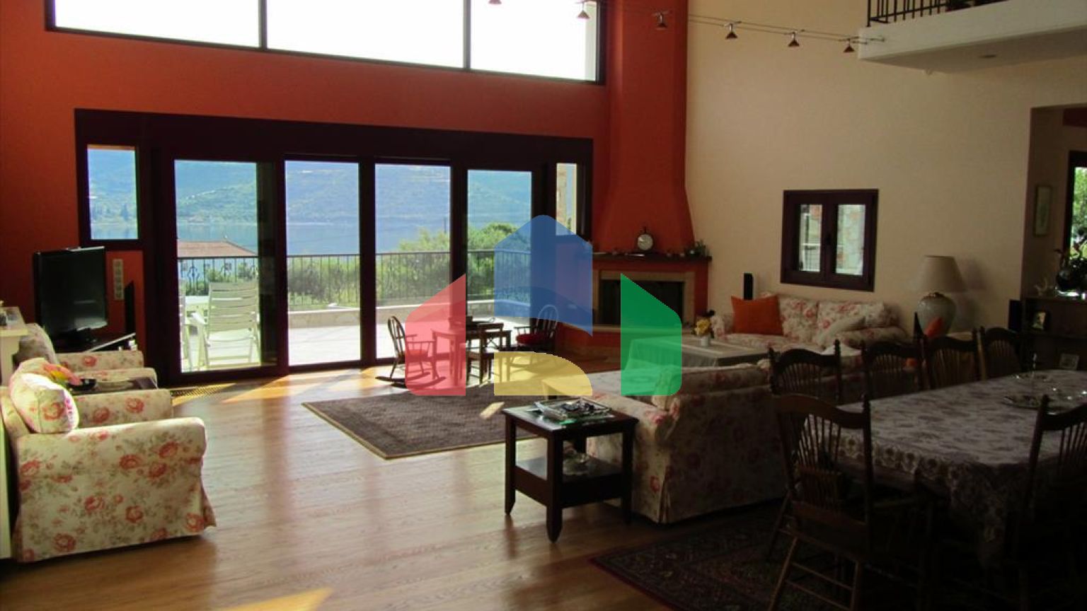 Продажа - Вилла 595 m² в центральной Греции