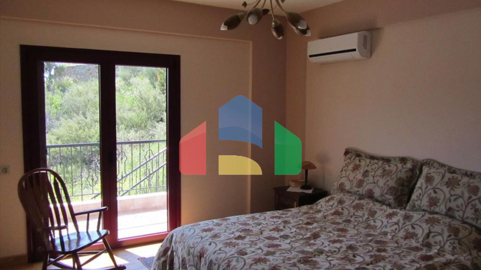 Продажа - Вилла 595 m² в центральной Греции